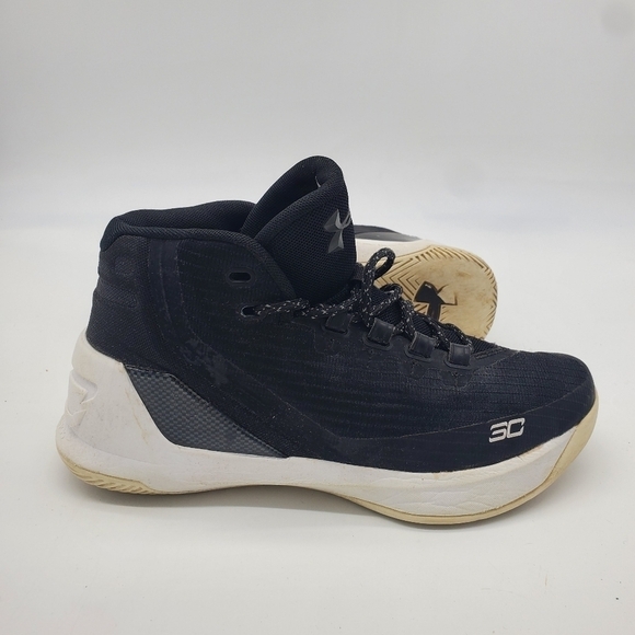 UNDER ARMOUR CURRY 3 Basketball Sneakers Size 7 Youth Shoes Black - Picture 5 of 11